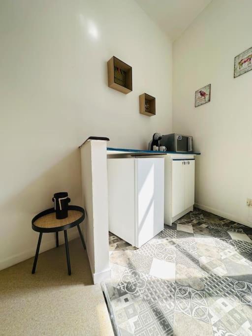 Appartement Confortable Laon Exterior photo